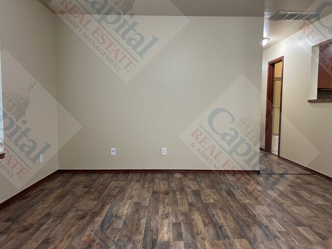 Foto del edificio - Spacious Duplex in Harrah