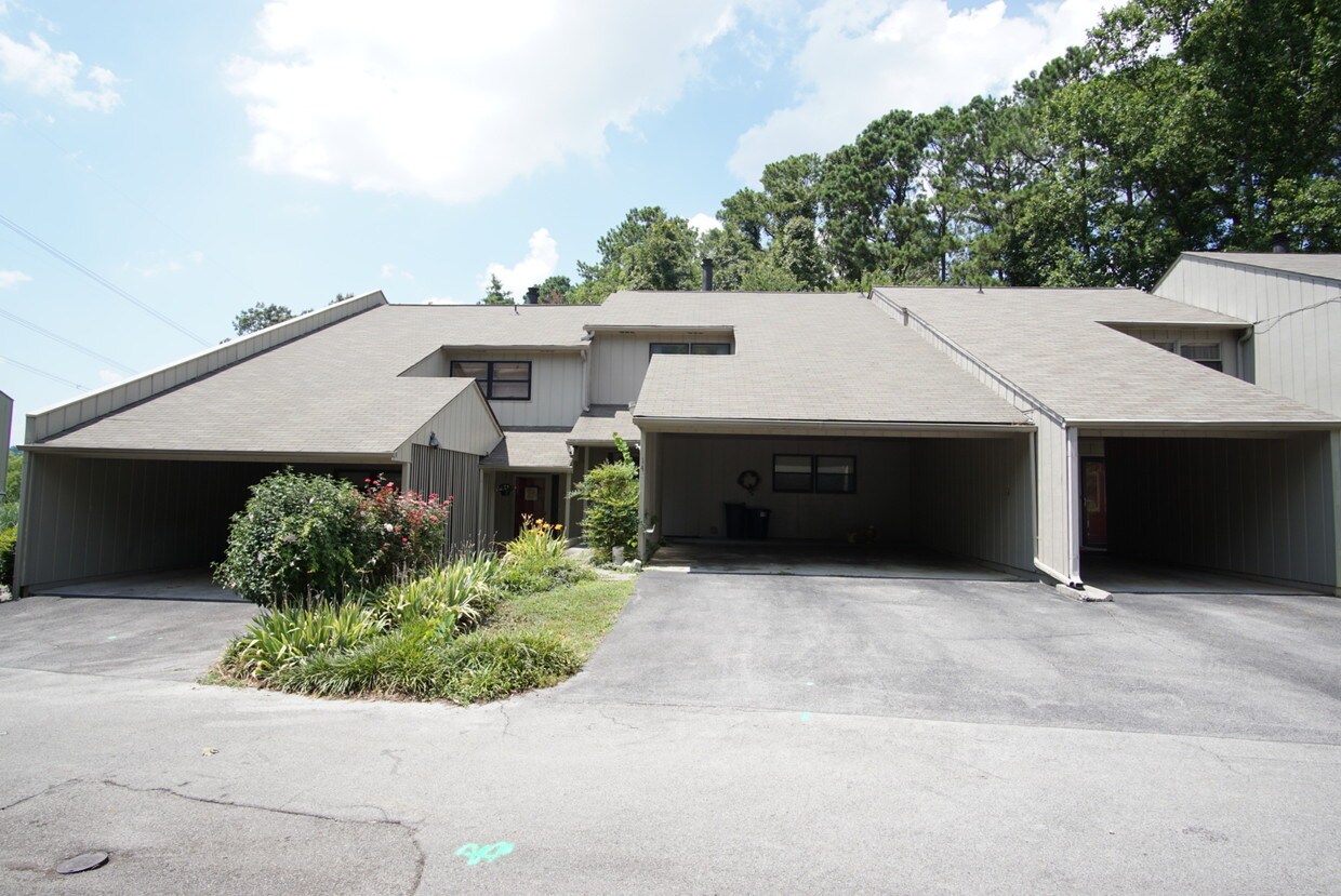 Foto principal - 8707 Olde Colony Trail