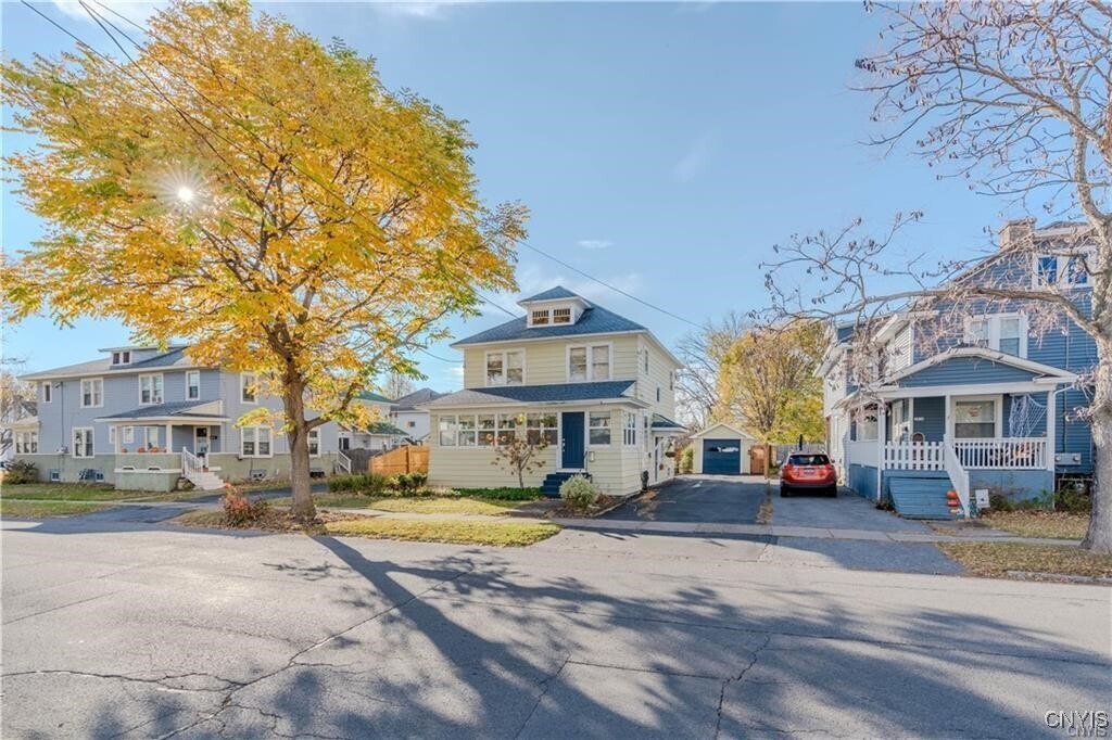 Foto principal - 1014 Myrtle Ave