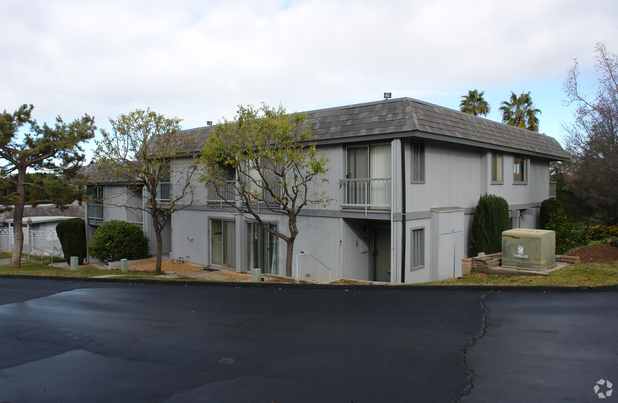 Building Photo - 27707 Mountain Meadow Rd