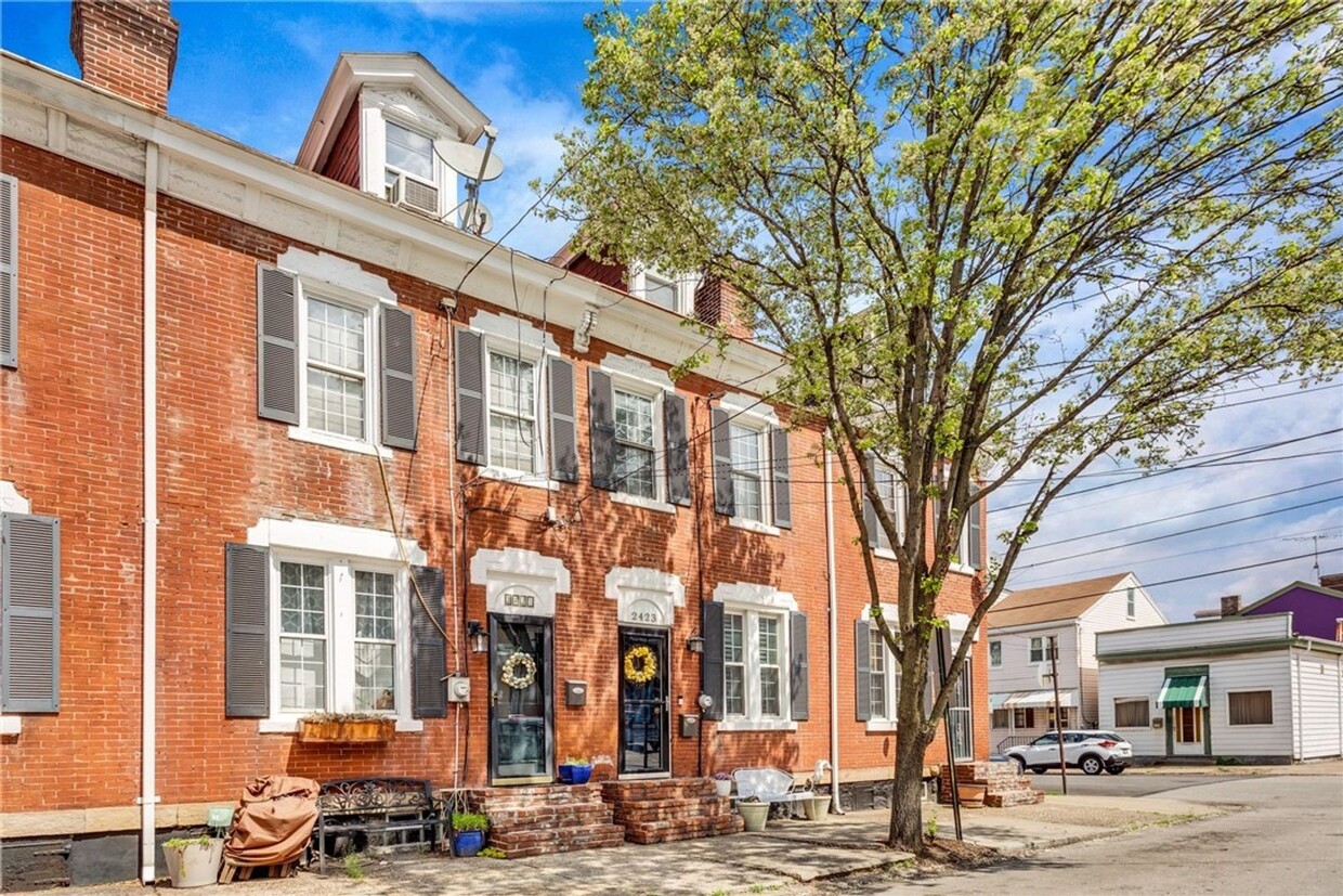 Primary Photo - 2-bedroom, 1-bathroom house of Southside F...