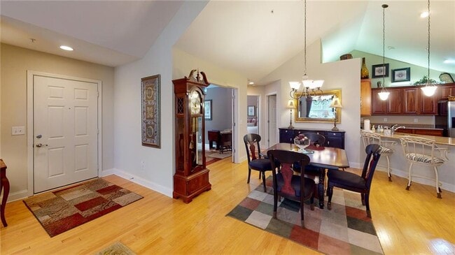 Building Photo - 100 Highlands Ridge Pl SE