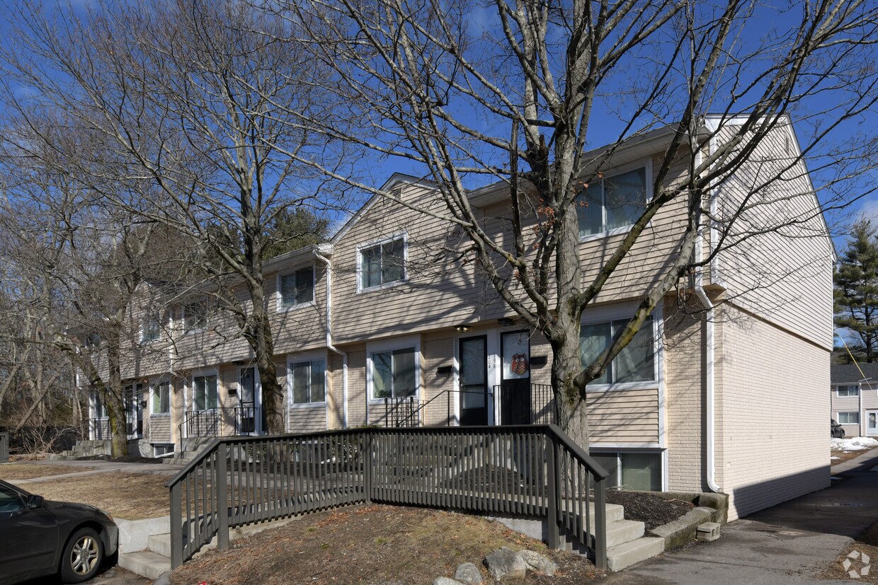 Chestnut Place Townhomes Foxboro, MA
