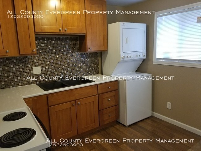 Foto del edificio - 1517 E 38th St