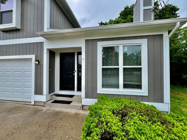 Foto del edificio - 3 bedroom attached home in Bethany