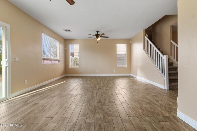 Foto del edificio - 2416 S 90th Glen