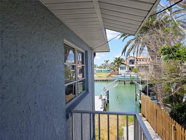 Foto del edificio - 380 137th Ave Cir
