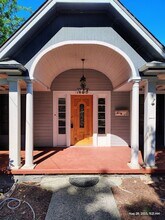 Building Photo - 1658 SE Cobb St