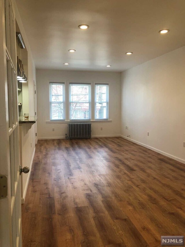 141 Maple St Unit 2, Kearny, NJ 07032 Room for Rent in Kearny, NJ