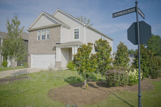 Foto del edificio - 432 Crossbridge Rd