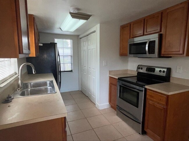 Foto del edificio - 2126 W Grace St