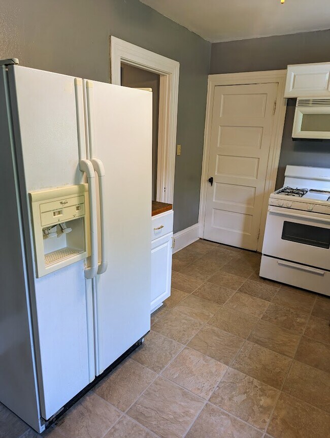 Foto del edificio - 173 Hyde Ave