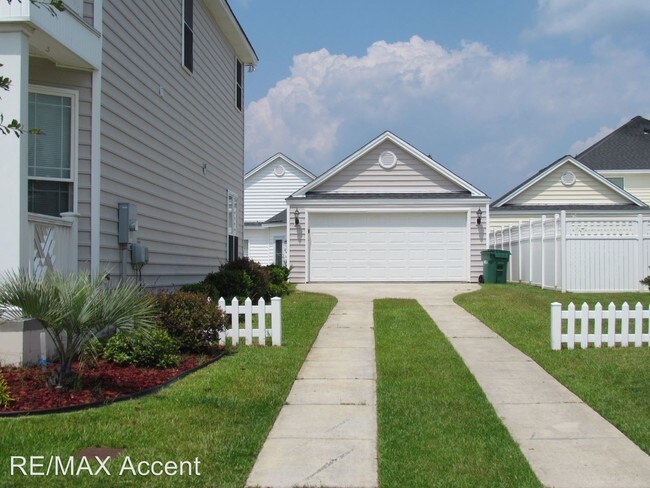 Foto del edificio - 4 br, 3 bath House - 110 Savannah Lane