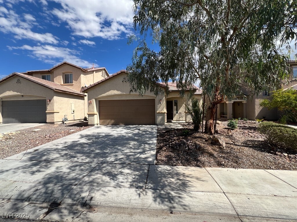 Foto principal - 6224 Boulder Rise St