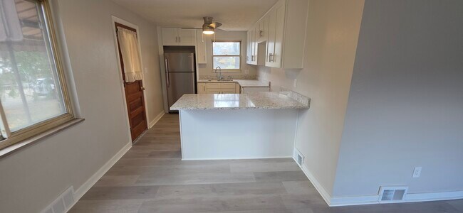 Foto del edificio - 5 McMichael Rd