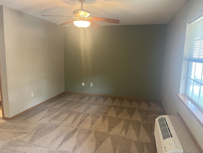 Building Photo - 461 N Garrett St