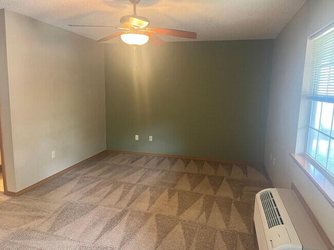 Foto del edificio - 461 N Garrett St