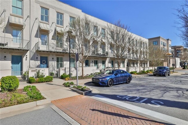 Building Photo - 885 3rd St