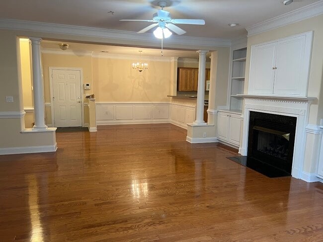 Building Photo - 524 College Rd