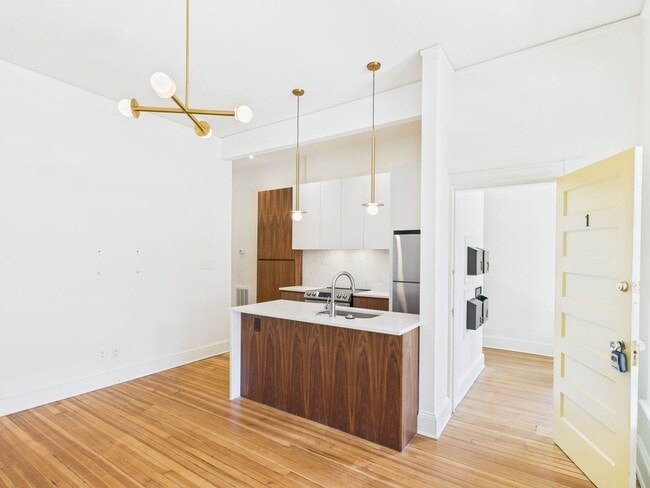 Foto del edificio - 2620 Hanover Ave