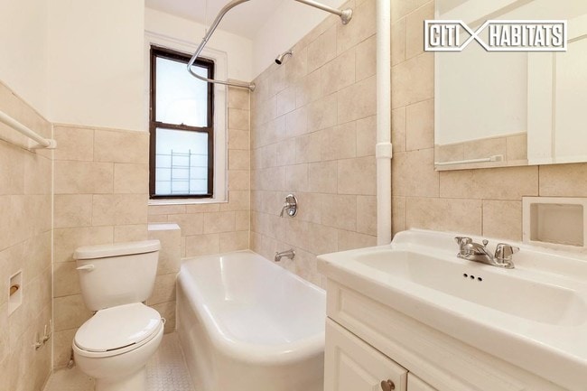 Building Photo - 118 E 93rd St