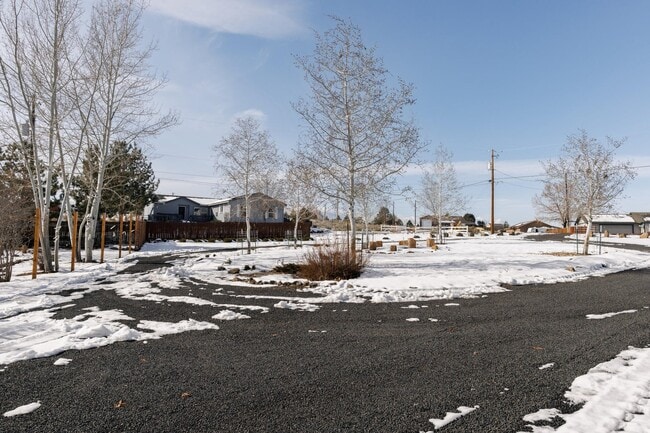 Building Photo - 8627 SW Panorama Rd