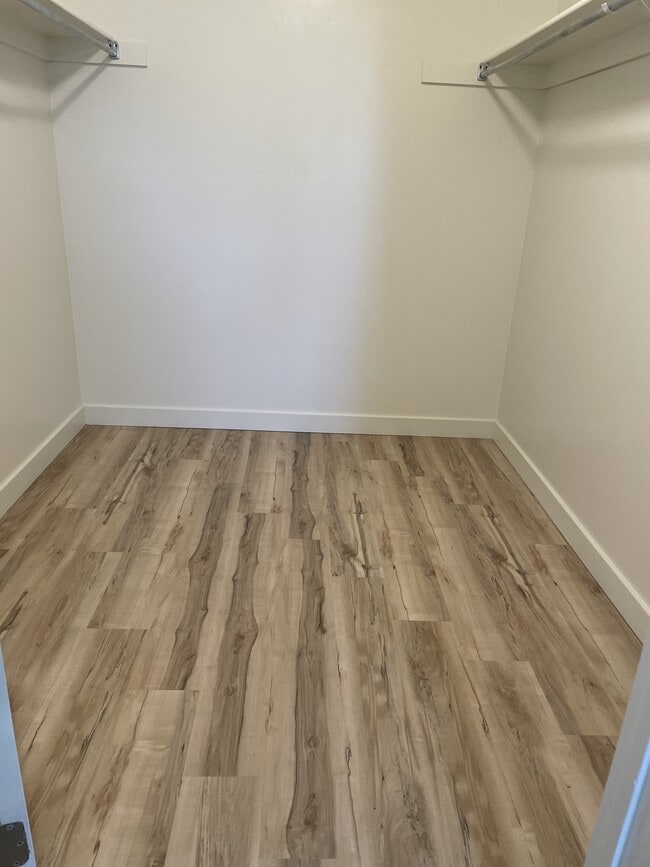 Foto del edificio - 89 S Valley Dr