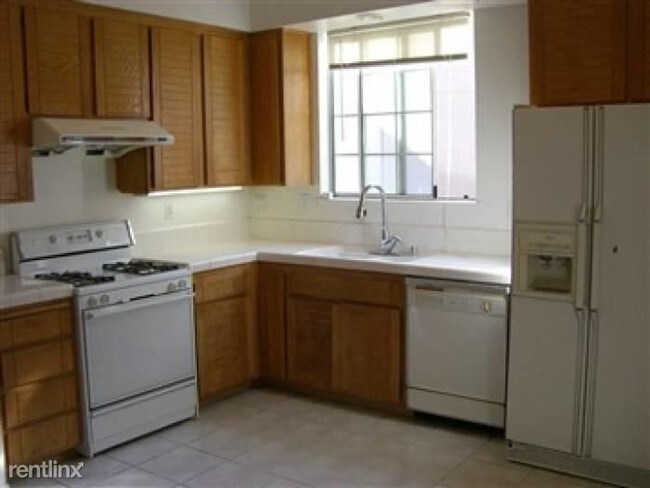 Foto del edificio - 338 Montecito Way