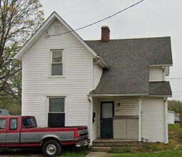 Building Photo - 518 Maple Ave