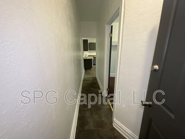 Foto del edificio - 901 W King St