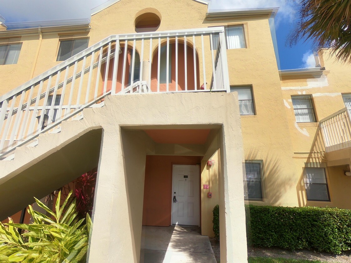 Foto principal - 5200 NW 31st Ave