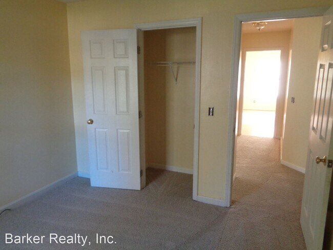 Building Photo - 3 br, 2 bath House - 4820 Morecambe Way