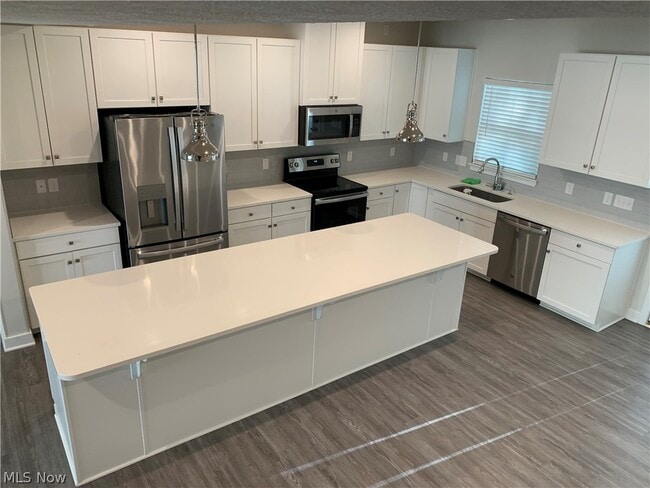 Building Photo - 1480 Chenin Run