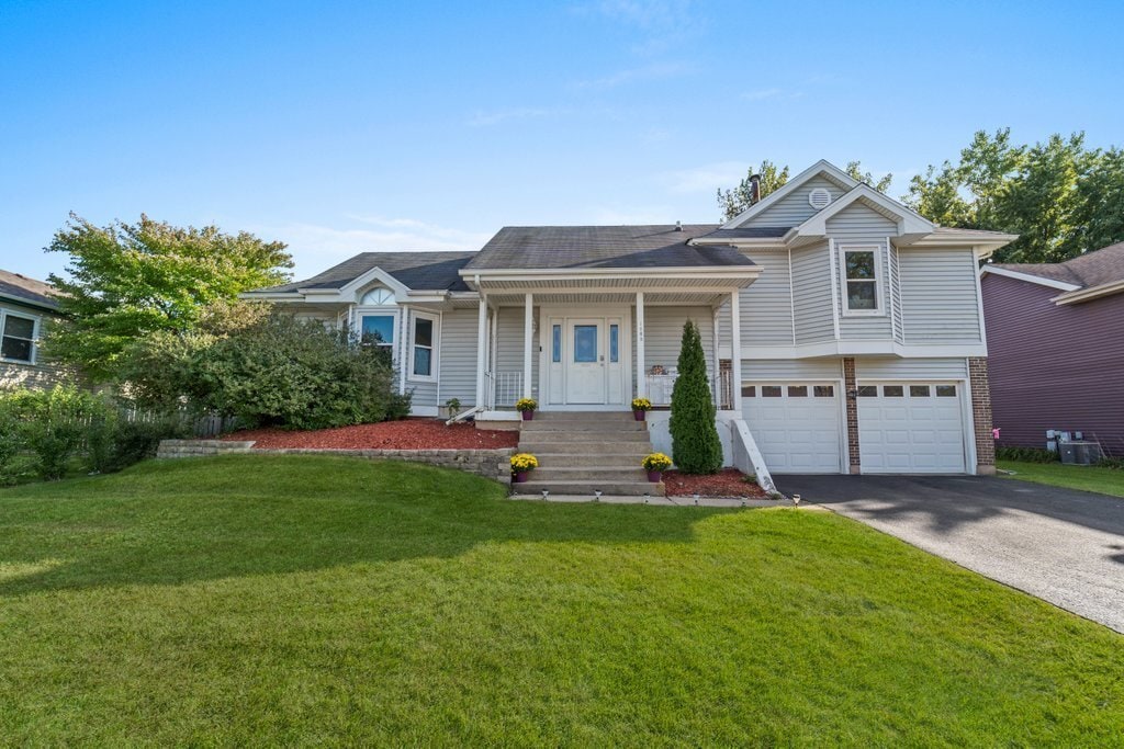 Foto principal - 1885 Eastman Ln