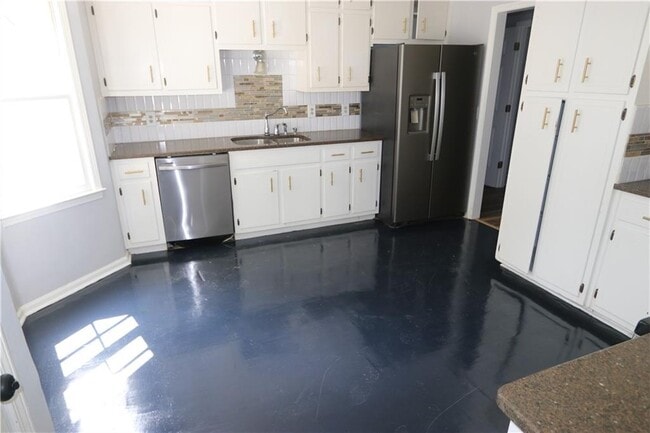 Building Photo - 2840 Spring Ridge Cir