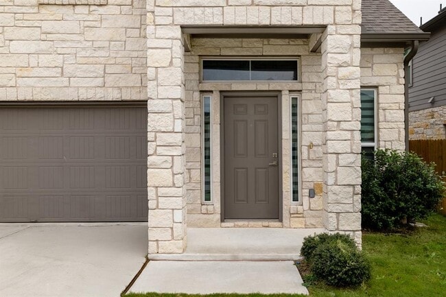 Building Photo - 4001 Birdwatch Loop