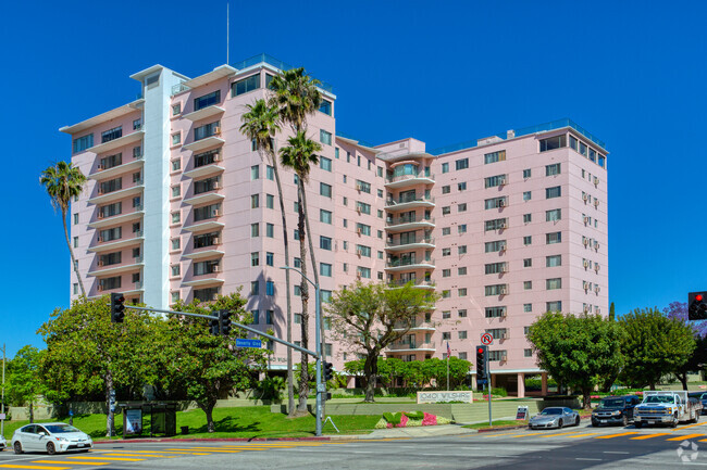 Building Photo - 10401 Wilshire - PENTHOUSES AVAILABLE