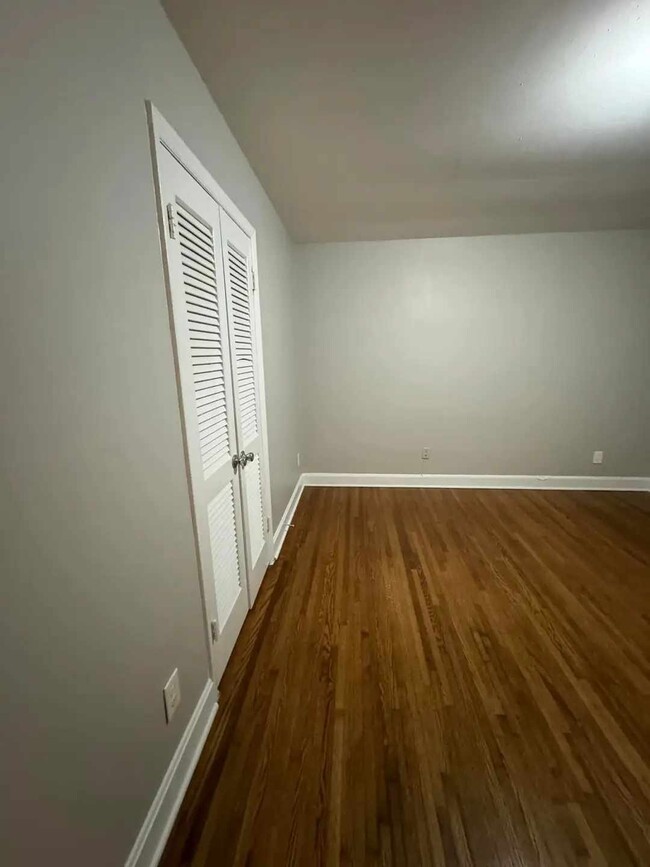 Foto del edificio - 6612 Woodstream Dr