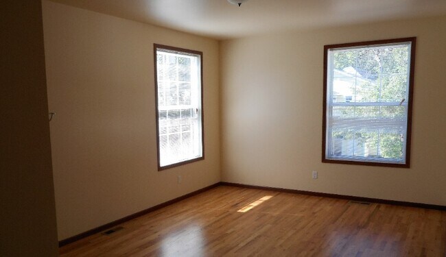 Foto del edificio - 322 Chippewa St