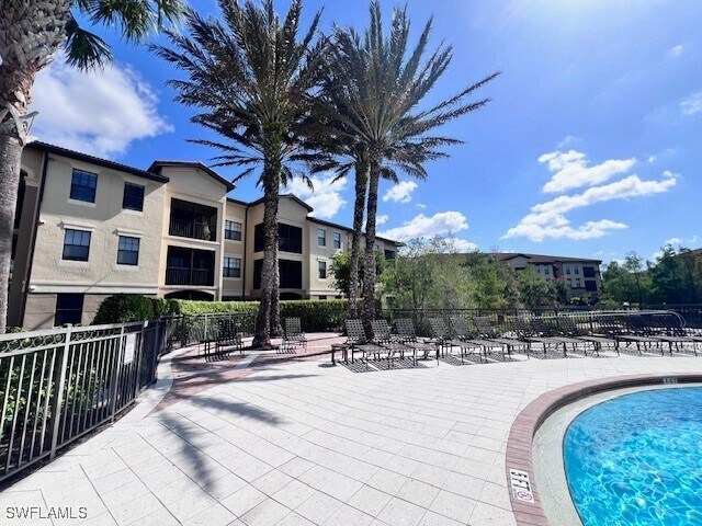 Building Photo - 12920 Positano Cir