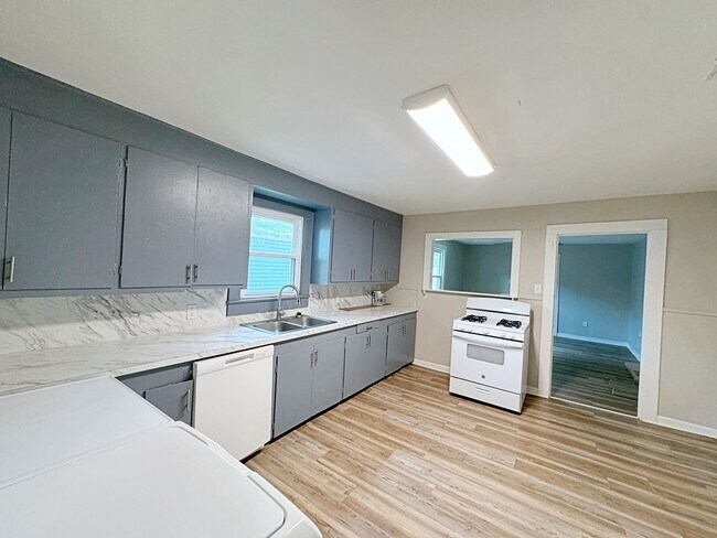 Foto del edificio - 2 Bedroom House in Port Allen