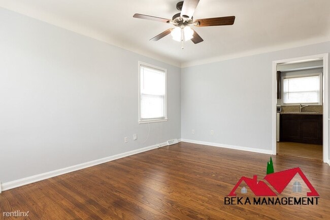 Building Photo - 2 br, 1 bath House - 1947 Romeo St