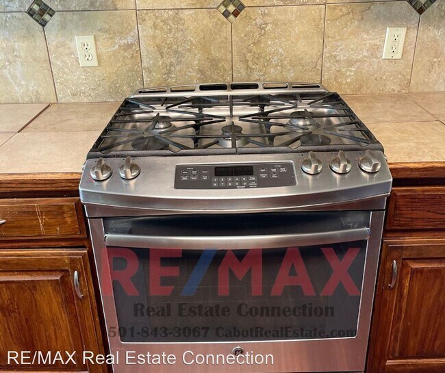 Foto del edificio - 4 br, 2 bath House - 1031 Golden Hills