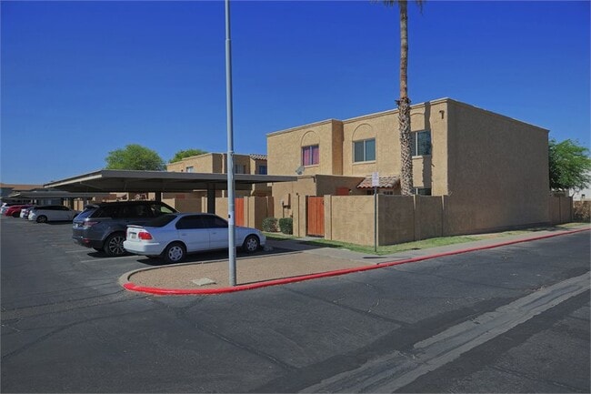 Building Photo - 948 S Alma School Rd