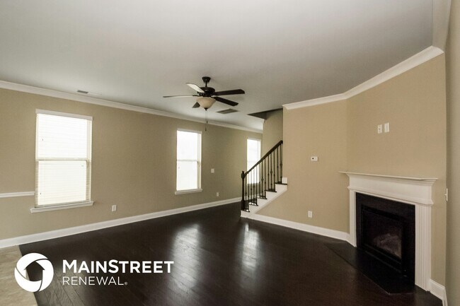 Building Photo - 4893 Longview Run