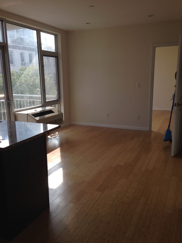 Primary Photo - 499 Vanderbilt Ave