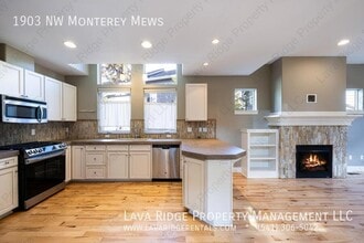 Building Photo - 1903 NW Monterey Mews Ln