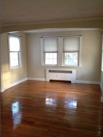 Building Photo - 55 Pond St