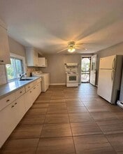 Building Photo - 36 Rue Archambault