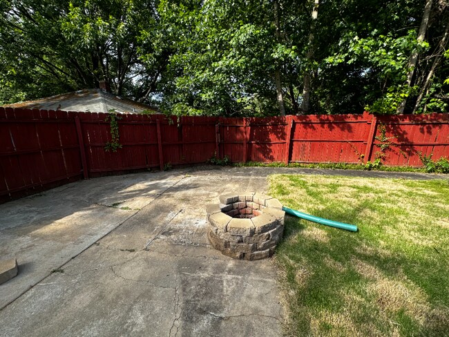 Foto del edificio - 1706 Wood Ave